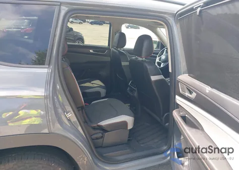 2024 Volkswagen Atlas 2.0T Peak Edition Sel from USA, damaged, VIN 1V2GR2CA6RC547496